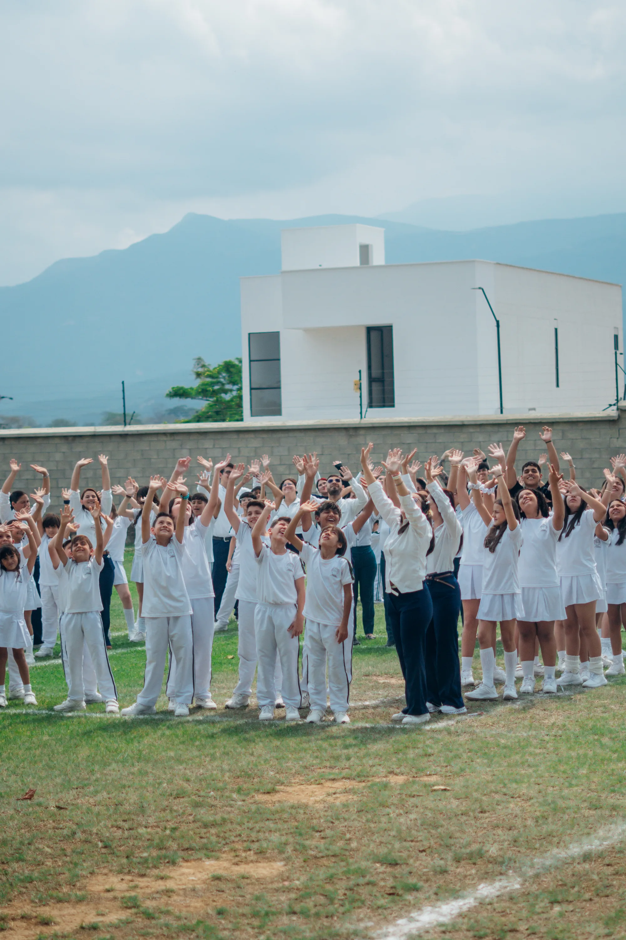 Comunidad GLA reunida en el campus